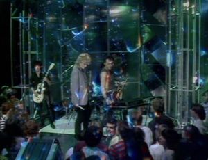 Kim Wilde: Water On Glass (Top Of The Pops)
