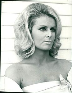 Diana Hyland