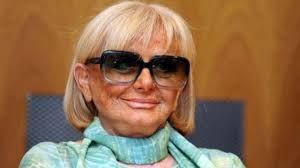 Sandra Mondaini