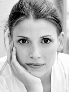 Julia Whelan