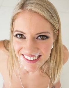 Candice Dare