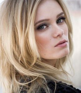 Sara Paxton