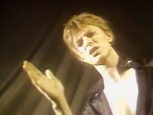 David Bowie: Fashion