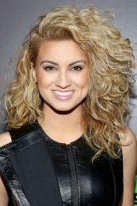 Tori Kelly