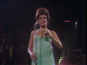 Shirley Bassey: Goldfinger (Live At Royal Albert Hall, 1974)