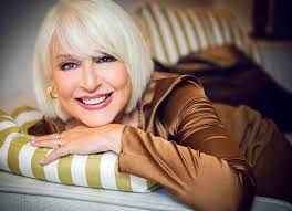 Loretta Goggi