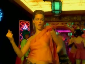 Mandy Moore: In My Pocket