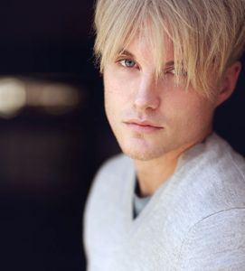 Toby Hemingway