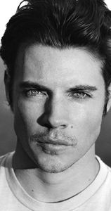 Josh Henderson