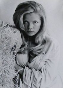 Susanne Benton