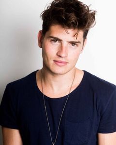 Gregg Sulkin
