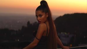 Ariana Grande: Break Up with Your Girlfriend, I'm Bored