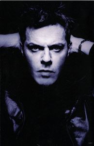 Eddie Izzard: Circle