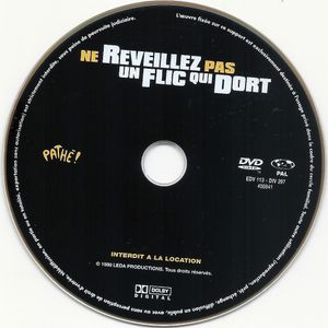 Ne Réveillez Pas Un Flic Qui Dort