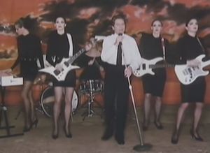Robert Palmer: Addicted To Love