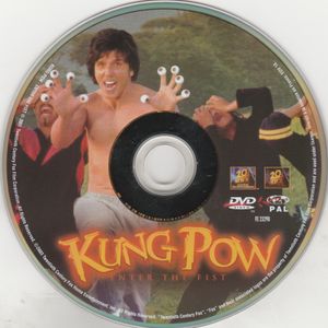Kung Pow: I Knytnævens Kløer