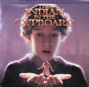 The Indian In The Cupboard (Deluxe Widescreen Presentation)