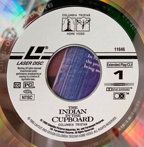 The Indian In The Cupboard (Deluxe Widescreen Presentation)