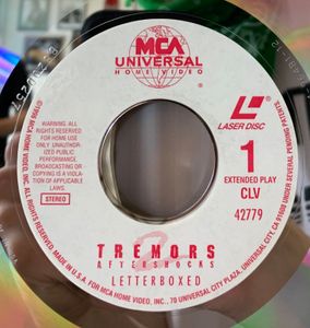 Tremors 2: Aftershocks (Letterboxed Edition)