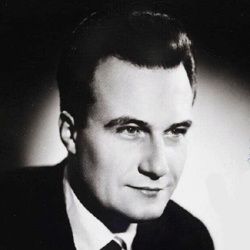 Robert Vernay