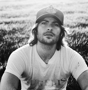 Robert Schwartzman	