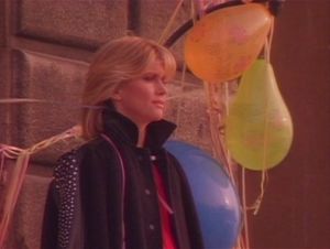 Olivia Newton-John: Shaking You