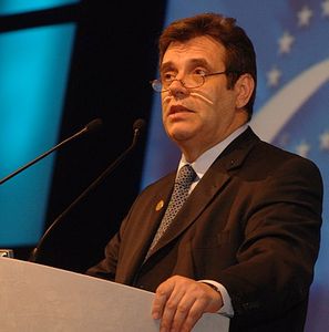 Vojislav Koštunica
